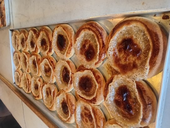 Erenler Taş Fırın Gazcılar Bursa Börek Simit Poğça Kurupasta Cevizli Lokum