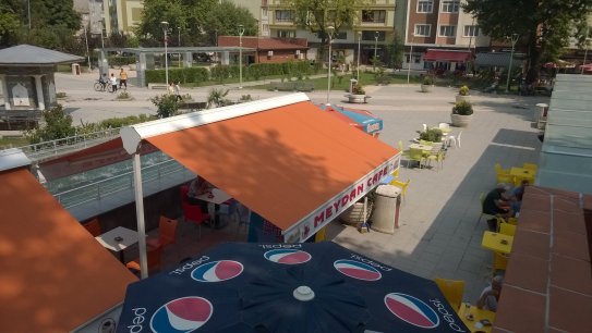 Erçelik Branda Yıldırım Branda Çadır Mafsallı Tente Körüklü Tente Bahçe Kapama