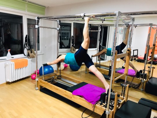 Setbaşı Pilates Salonu Heykel Pilates Studio Personal Trainer Tuğba Engiz Bursa