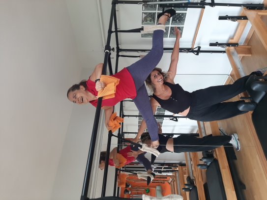 Setbaşı Pilates Salonu Heykel Pilates Studio Personal Trainer Tuğba Engiz Bursa