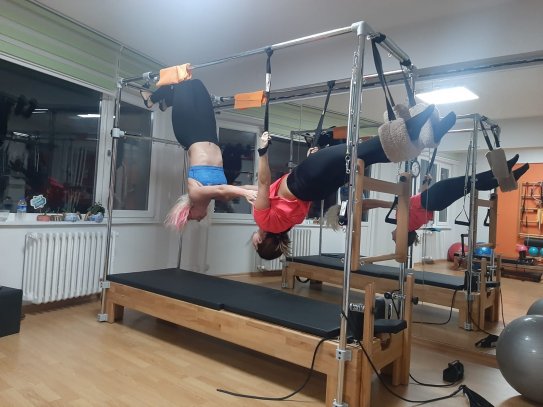 Setbaşı Pilates Salonu Heykel Pilates Studio Personal Trainer Tuğba Engiz Bursa